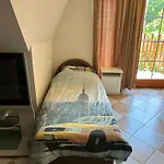 Konukevi Mezesvoelgy Vendeghaz *