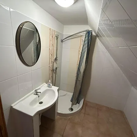 Mezesvoelgy Vendeghaz Guest house